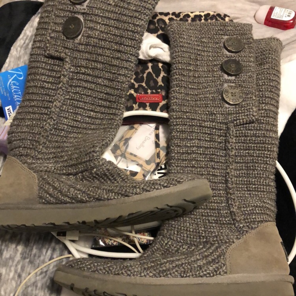 Grey Knitted Uggs